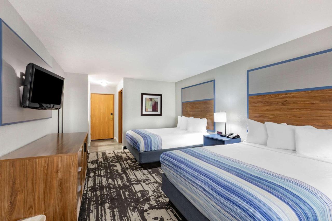 Americinn By Wyndham Pella Экстерьер фото