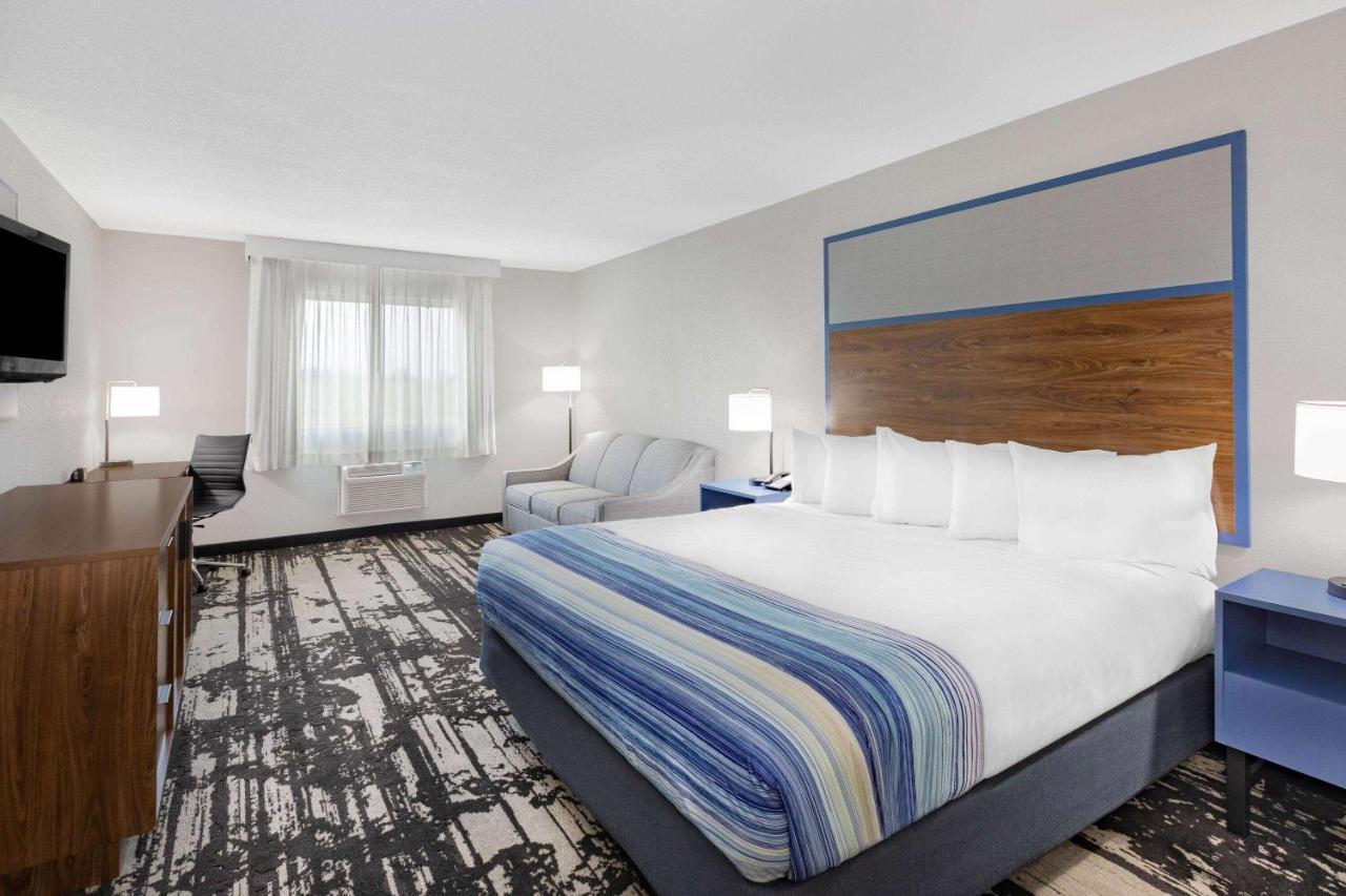Americinn By Wyndham Pella Экстерьер фото